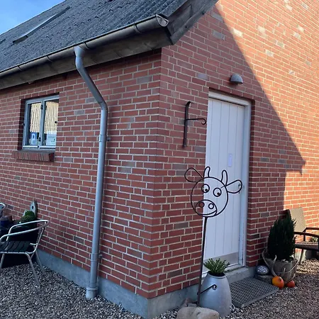 Nygaard Nocleg ze śniadaniem 3*